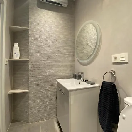 High Apartment